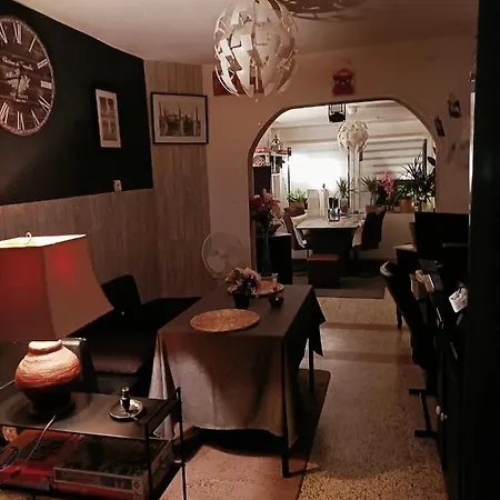 D'hote-friterie Au Zen Chris Et Jenni *