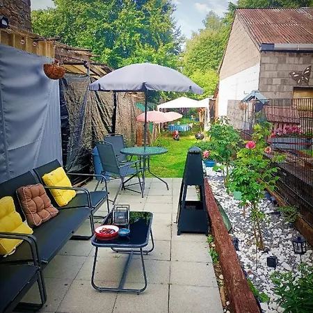 D'hote-friterie Au Zen Chris Et Jenni فندق مبيت وإفطار *