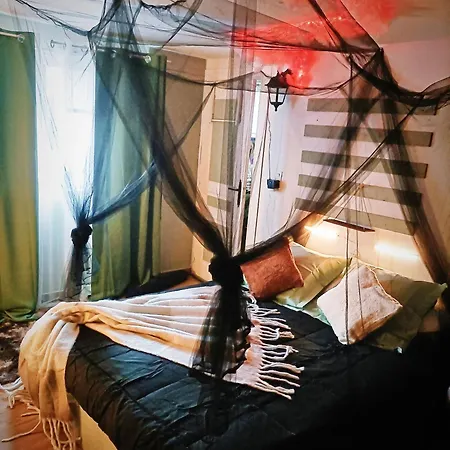 D'hote-friterie Au Zen Chris Et Jenni فندق مبيت وإفطار